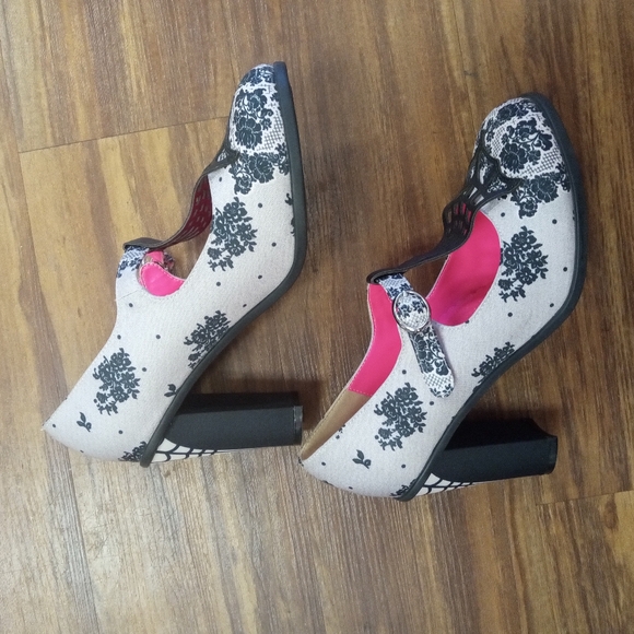 Chocolitas high heels spider web Mary Jane pump - Picture 2 of 7